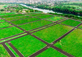 Foto 1 de Lote/Terreno à venda, 300m² em Centro, Araporã