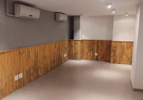 Foto 1 de Ponto Comercial com 1 Quarto para venda ou aluguel, 60m² em Centro, Petrópolis