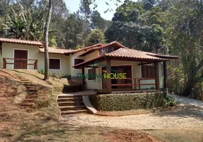 Foto 1 de Casa com 3 Quartos para alugar, 130m² em Itaipava, Petrópolis