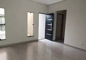 Foto 1 de Casa com 2 Quartos para venda ou aluguel, 80m² em Pau da Lima, Salvador