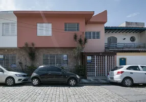 Foto 1 de Sobrado com 3 Quartos para alugar, 171m² em Centro, Mogi das Cruzes
