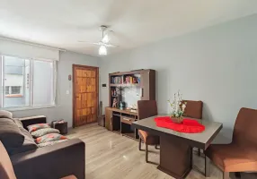 Foto 1 de Apartamento com 3 Quartos à venda, 70m² em Humaitá, Porto Alegre