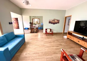 Foto 1 de Casa com 3 Quartos à venda, 250m² em Boa Esperança, Cuiabá