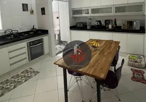 Foto 1 de Sobrado com 3 Quartos à venda, 120m² em Jardim Pilar, Santo André