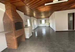 Foto 1 de Casa com 4 Quartos à venda, 300m² em Centro, São Lourenço
