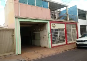 Foto 1 de Galpão/Depósito/Armazém à venda, 273m² em Jardim Viaduto Vila Xavier, Araraquara