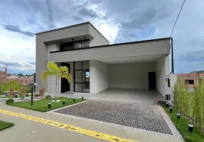 Foto 1 de Casa de Condomínio com 3 Quartos à venda, 221m² em Jardins Nápoles, Senador Canedo