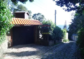 Foto 1 de Casa com 3 Quartos para alugar, 250m² em Roseira, Mairiporã