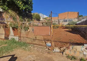 Foto 1 de Lote/Terreno à venda, 193m² em Jardim Universal, Araraquara