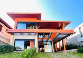 Foto 1 de Casa com 4 Quartos à venda, 322m² em Morro das Pedras, Florianópolis