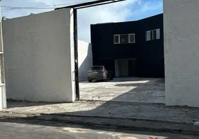 Foto 1 de Galpão/Depósito/Armazém para alugar, 400m² em Trapiche da Barra, Maceió