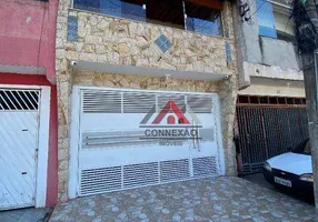 Foto 1 de Sobrado com 3 Quartos para venda ou aluguel, 210m² em Vila Maria de Maggi, Suzano