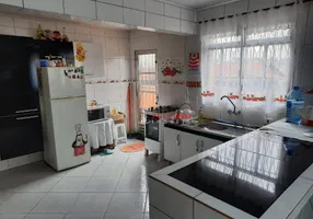 Foto 1 de Casa com 3 Quartos à venda, 180m² em Vila Flórida, Guarulhos