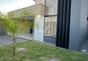 Foto 1 de Casa com 3 Quartos à venda, 170m² em Jardim Canedo II, Senador Canedo