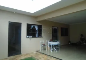 Foto 1 de Casa com 2 Quartos à venda, 150m² em Jardim Ipanema, São Carlos