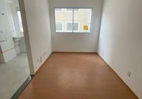 Foto 1 de Apartamento com 2 Quartos à venda, 43m² em Parque São Vicente, Mauá