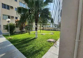 Foto 1 de Apartamento com 2 Quartos à venda, 54m² em Jardim Sulacap, Rio de Janeiro
