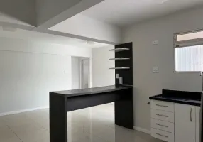 Foto 1 de Apartamento com 2 Quartos para alugar, 52m² em Água Branca, São Paulo