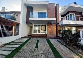 Foto 1 de Casa de Condomínio com 3 Quartos à venda, 232m² em Hípica, Porto Alegre