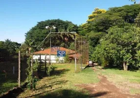 Foto 1 de Fazenda/Sítio com 3 Quartos à venda, 190m² em Chácara Alpinas, Valinhos