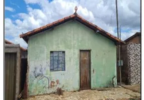 Foto 1 de Casa com 2 Quartos à venda, 151m² em , Monte Carmelo