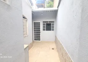 Foto 1 de Casa com 1 Quarto para alugar, 60m² em Santa Amélia, Belo Horizonte