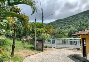 Foto 1 de Lote/Terreno à venda, 400m² em Piratininga, Niterói