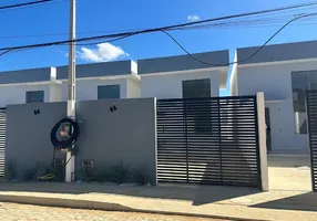 Foto 1 de Casa com 2 Quartos à venda, 61m² em Parque Duque de Caxias, Macaé