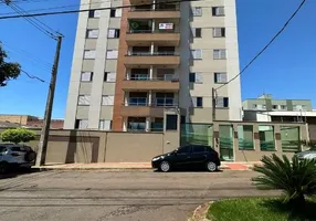 Foto 1 de Apartamento com 3 Quartos à venda, 77m² em Jerumenha, Londrina