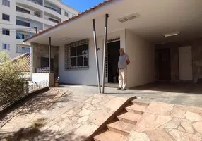 Foto 1 de Imóvel Comercial com 3 Quartos para alugar, 300m² em Barroca, Belo Horizonte