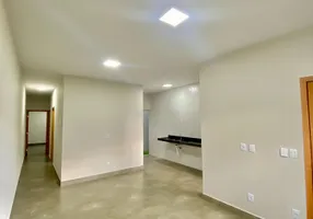 Foto 1 de Casa com 2 Quartos à venda, 67m² em Residencial Orlando de Morais, Goiânia