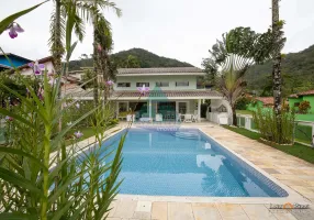 Foto 1 de Casa com 5 Quartos à venda, 340m² em Lagoinha, Ubatuba