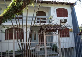 Foto 1 de Sobrado com 3 Quartos à venda, 350m² em Coronel Aparico Borges, Porto Alegre