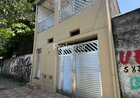 Foto 1 de Apartamento com 2 Quartos à venda, 131m² em Vila Margarida, São Vicente