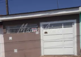 Foto 1 de Casa com 2 Quartos à venda, 60m² em Antenor Garcia, São Carlos