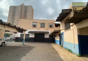 Foto 1 de Ponto Comercial para alugar, 715m² em Centro, Araraquara