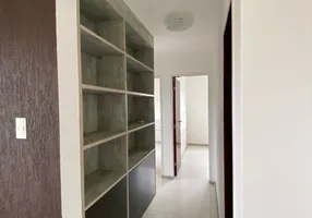 Foto 1 de Apartamento com 3 Quartos para alugar, 63m² em Recreio Ipitanga, Lauro de Freitas