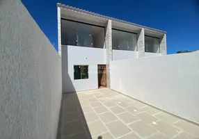 Foto 1 de Casa com 2 Quartos à venda, 70m² em Centro, Araruama