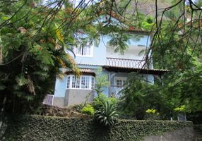 Casa com 4 Quartos à venda, 240m² em Vargem Pequena, Rio de Janeiro - imagem 1 Foto 1 de Casa com 4 Quartos à venda, 240m² em Vargem Pequena, Rio de Janeiro