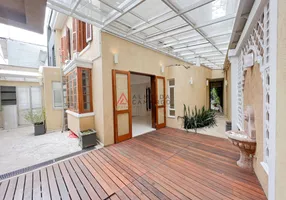 Foto 1 de Casa com 4 Quartos à venda, 300m² em Jardim Paulistano, São Paulo