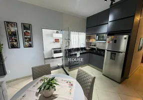 Foto 1 de Casa com 2 Quartos à venda, 60m² em Jardim Novo II, Mogi Guaçu