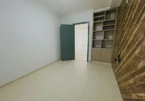 Foto 1 de Casa com 3 Quartos à venda, 89m² em Espinheiro, Recife