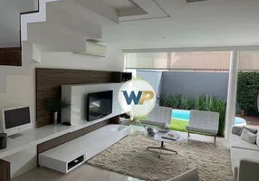 Foto 1 de Casa com 3 Quartos para alugar, 250m² em Centro, Balneário Camboriú