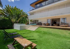 Foto 1 de Casa com 3 Quartos à venda, 490m² em Jardim Guedala, São Paulo