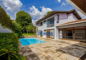 Foto 1 de Casa com 7 Quartos à venda, 750m² em Jardim Social, Curitiba