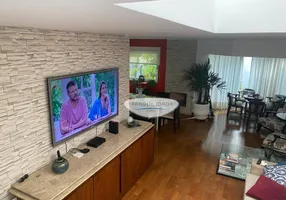 Foto 1 de Casa de Condomínio com 3 Quartos à venda, 235m² em Jardim Panorama, São Paulo