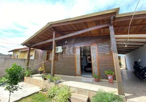 Foto 1 de Casa com 2 Quartos à venda, 52m² em Igara, Canoas