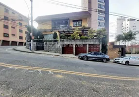 Foto 1 de Casa com 5 Quartos à venda, 408m² em Santa Helena, Juiz de Fora