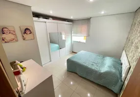 Foto 1 de Sobrado com 3 Quartos à venda, 100m² em Santo Antônio, São Caetano do Sul