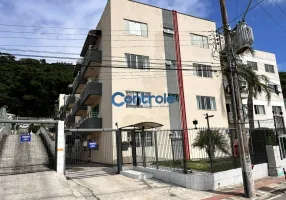 Foto 1 de Apartamento com 2 Quartos à venda, 66m² em Ponta de Baixo, São José